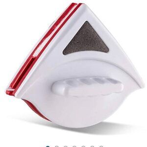 Deko double sided magnetic window cleaner.